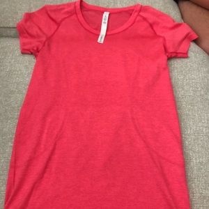 Swiftly Tech Short Sleeve